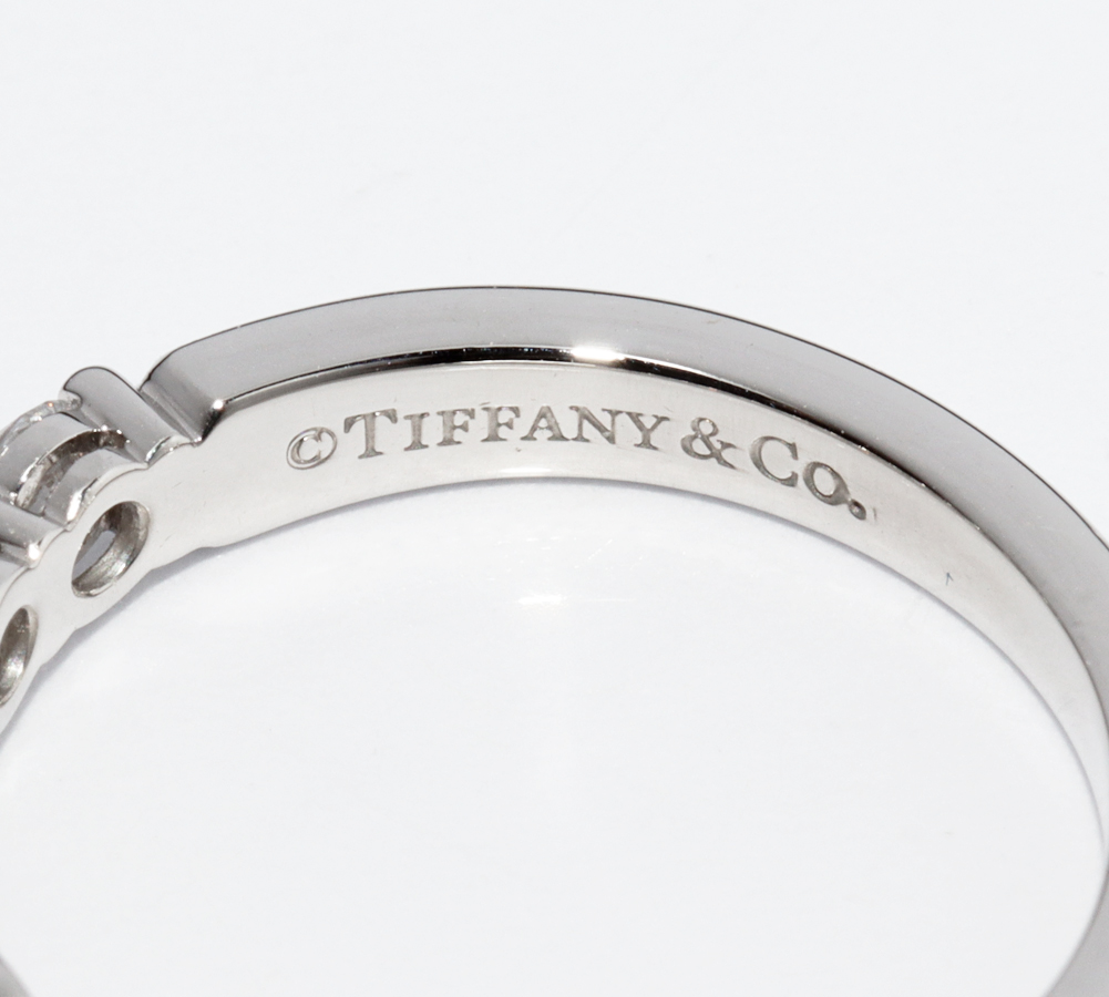 商品詳細｜Tiffany & Co.(ティファニー) Pt950 ダイヤ7P(約0.57ct